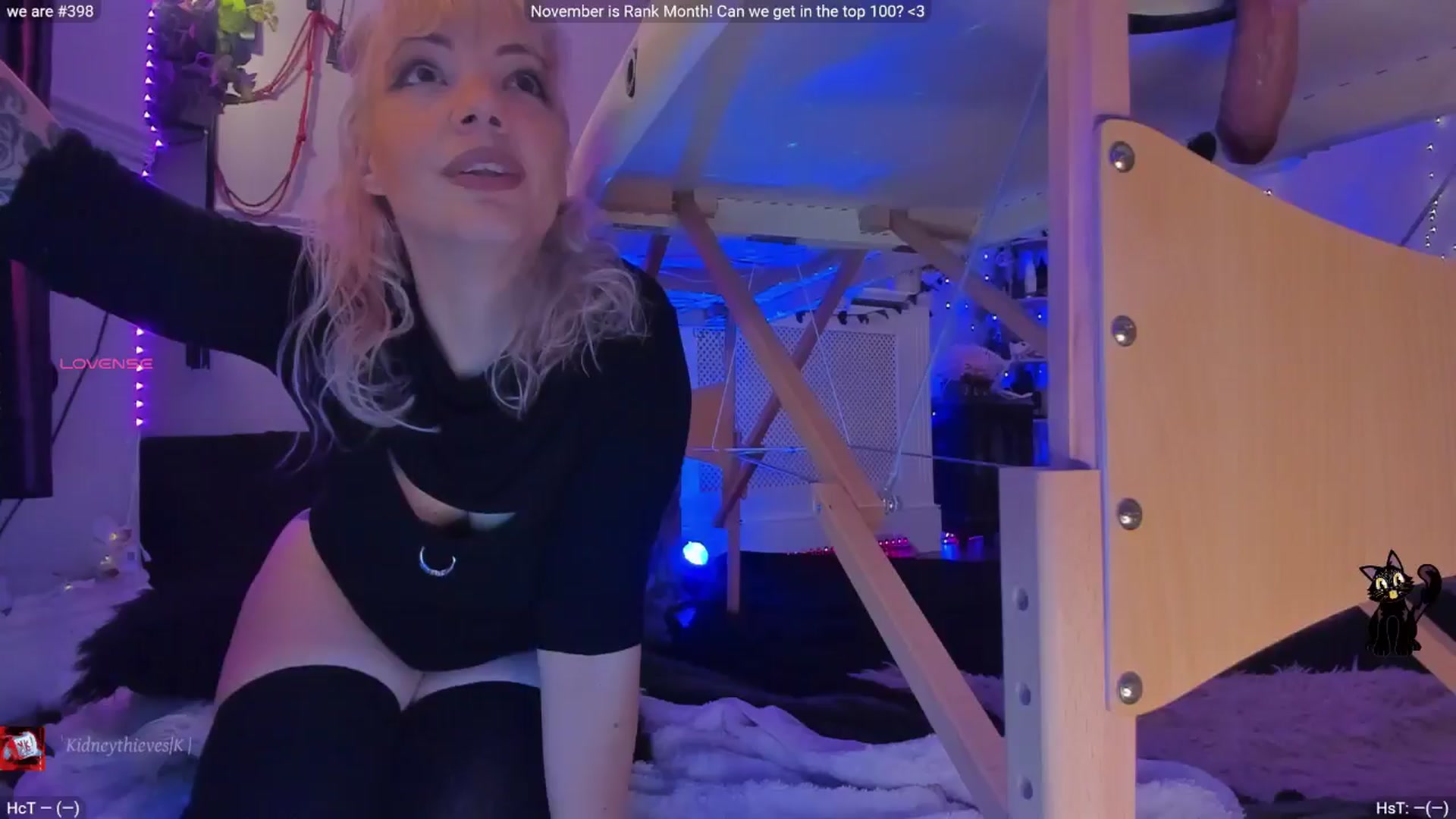 Gallery image thumbnail from LunaWolfie's myfreecams stream on, 11/13/2025, 20:53 image 10 of 20