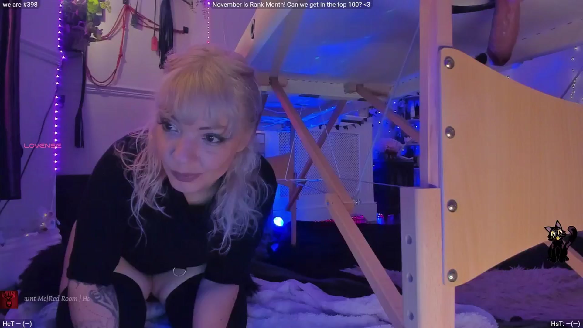 Gallery image thumbnail from LunaWolfie's myfreecams stream on, 11/13/2025, 20:53 image 12 of 20
