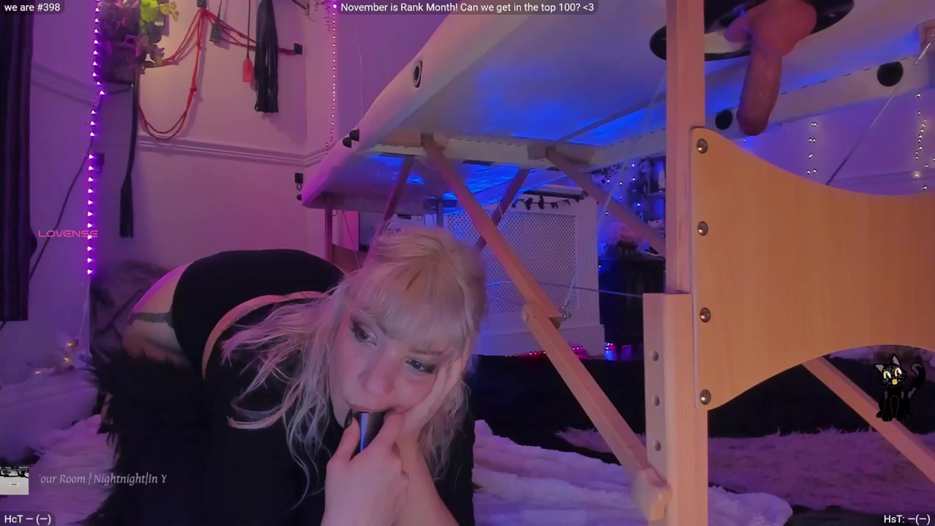 Gallery image thumbnail from LunaWolfie's myfreecams stream on, 11/13/2025, 21:39 image 8 of 20