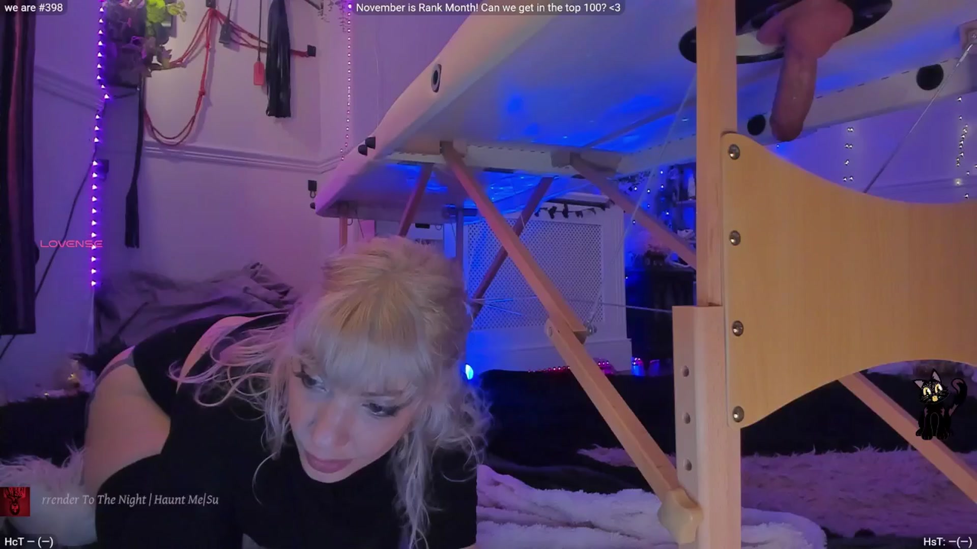 Gallery image thumbnail from LunaWolfie's myfreecams stream on, 11/13/2025, 21:39 image 2 of 20