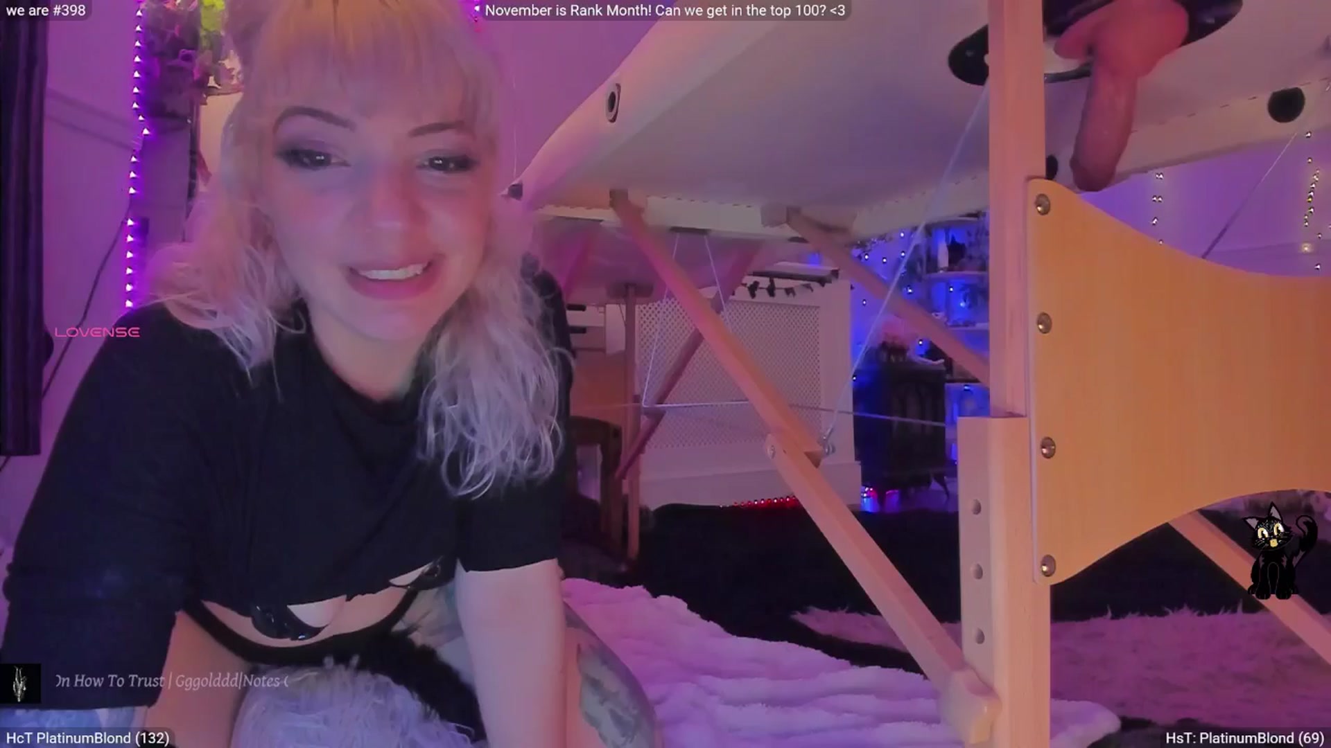 Gallery image thumbnail from LunaWolfie's myfreecams stream on, 11/13/2025, 22:57 image 1 of 20