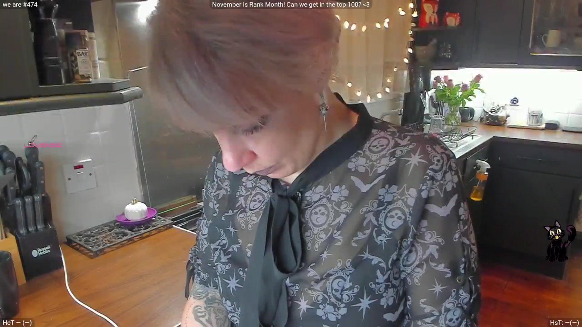 Gallery image thumbnail from LunaWolfie's myfreecams stream on, 11/19/2025, 18:46 image 4 of 20