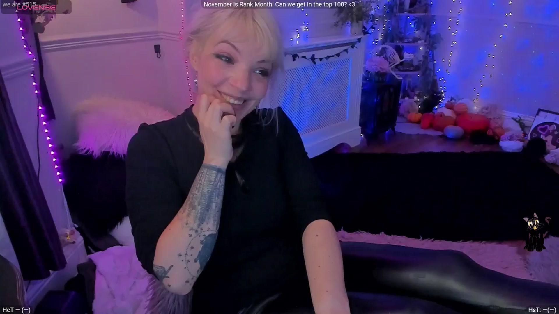 Gallery image thumbnail from LunaWolfie's myfreecams stream on, 11/20/2025, 17:04 image 20 of 20