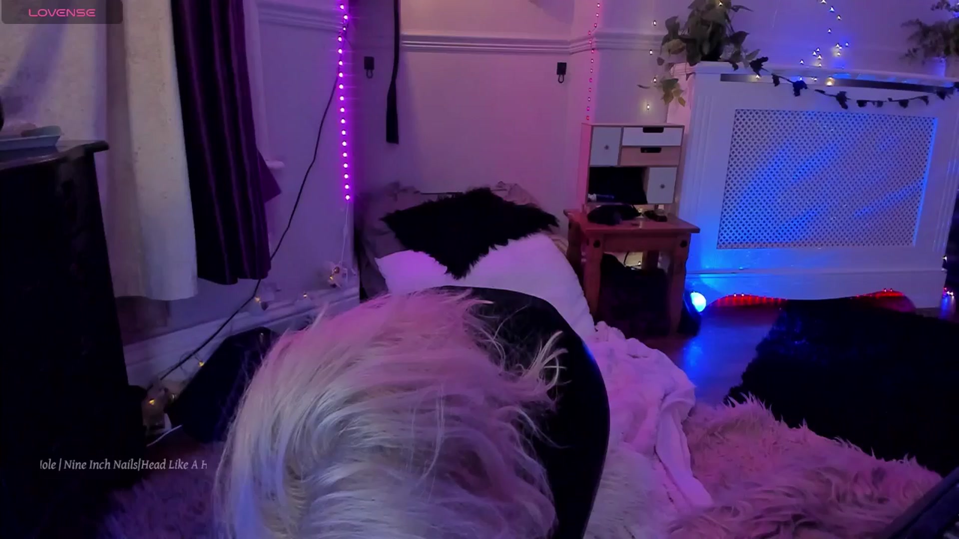 Gallery image thumbnail from LunaWolfie's myfreecams stream on, 11/20/2025, 21:54 image 14 of 20