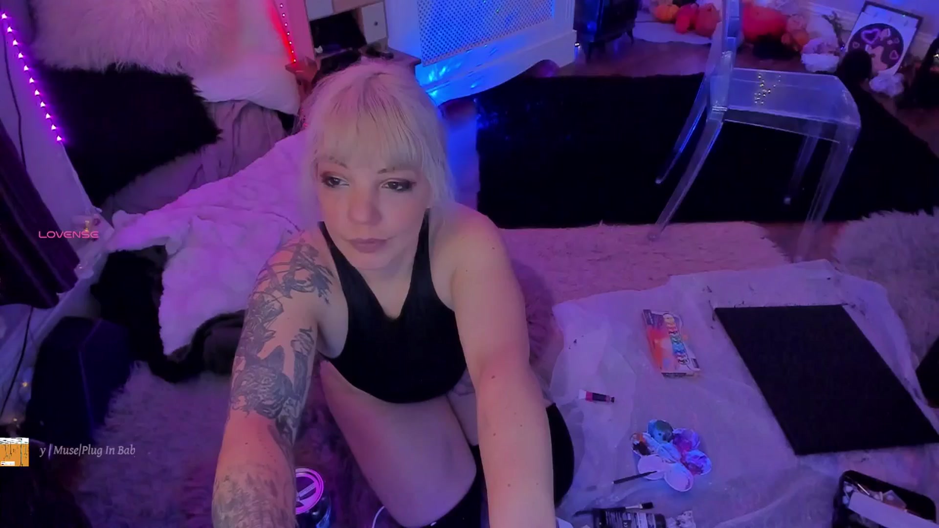 Gallery image thumbnail from LunaWolfie's myfreecams stream on, 11/22/2025, 18:59 image 12 of 20
