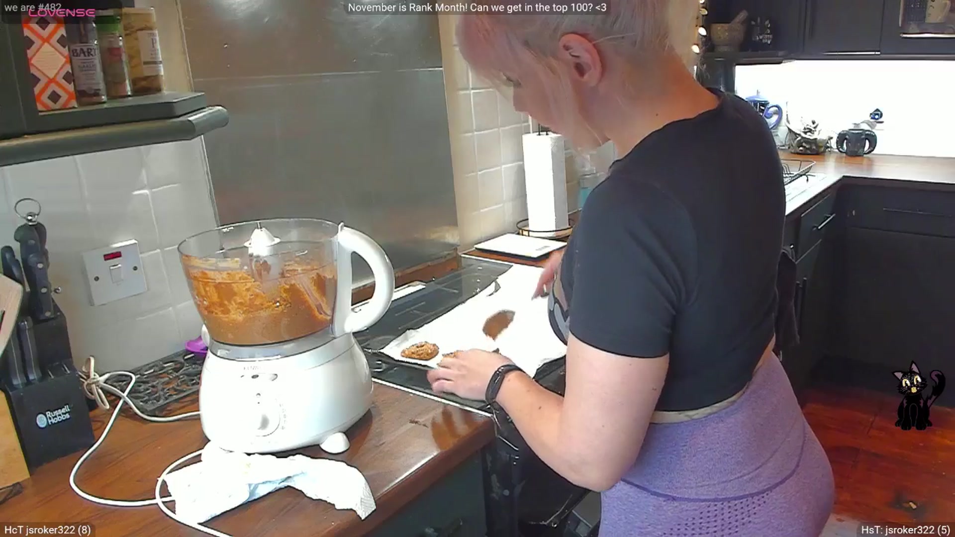 Gallery image thumbnail from LunaWolfie's myfreecams stream on, 11/25/2025, 17:39 image 15 of 20
