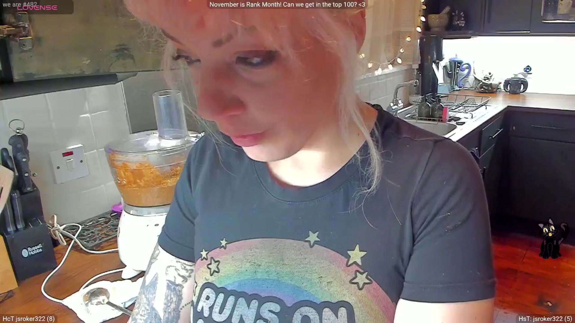 Gallery image thumbnail from LunaWolfie's myfreecams stream on, 11/25/2025, 17:39 image 13 of 20