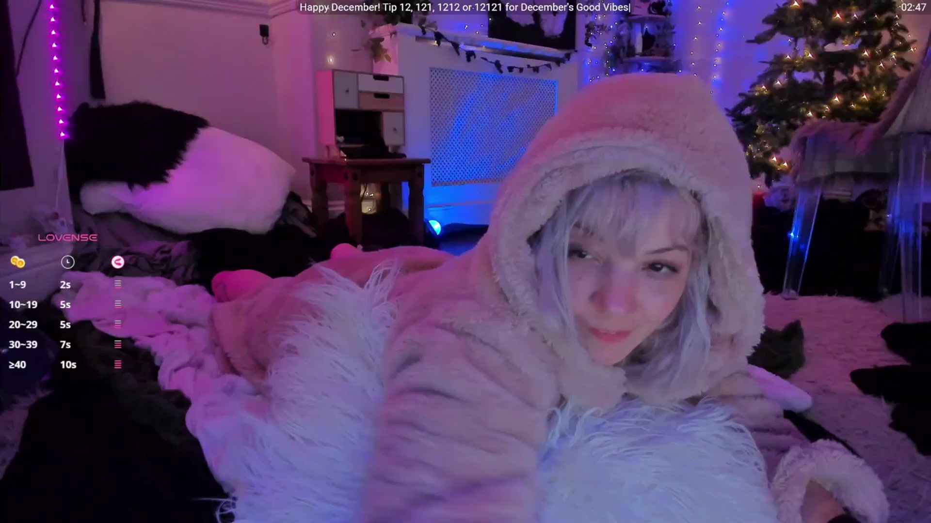 Gallery image thumbnail from LunaWolfie's myfreecams stream on, 12/05/2025, 19:18 image 20 of 20