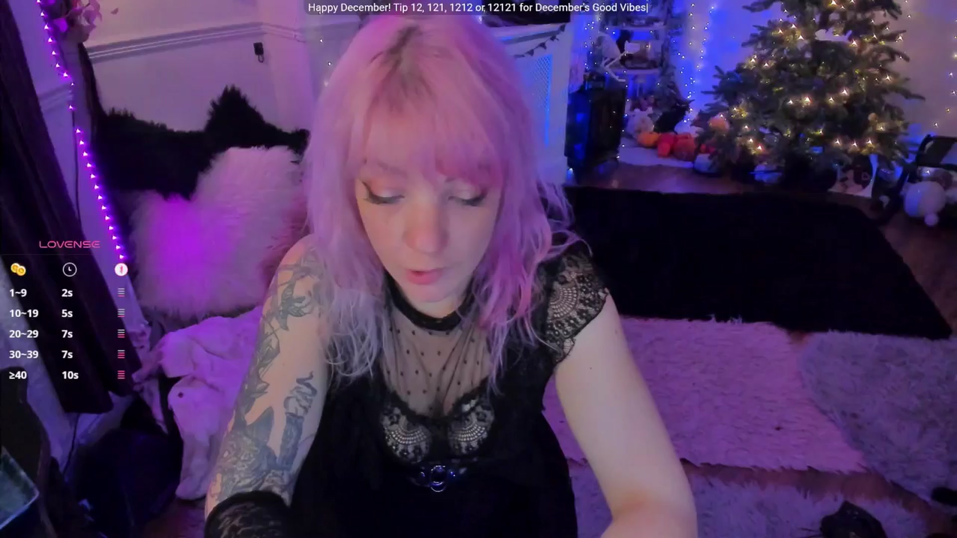 Gallery image thumbnail from LunaWolfie's myfreecams stream on, 12/09/2025, 20:45 image 14 of 20