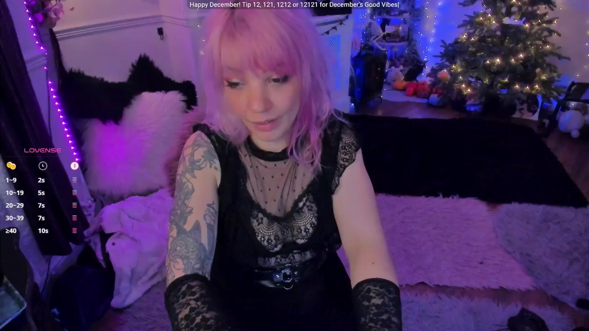 Gallery image thumbnail from LunaWolfie's myfreecams stream on, 12/09/2025, 20:45 image 16 of 20