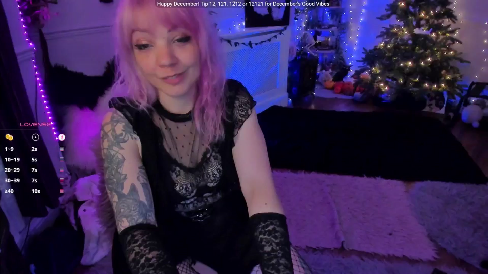 Gallery image thumbnail from LunaWolfie's myfreecams stream on, 12/09/2025, 20:45 image 8 of 20