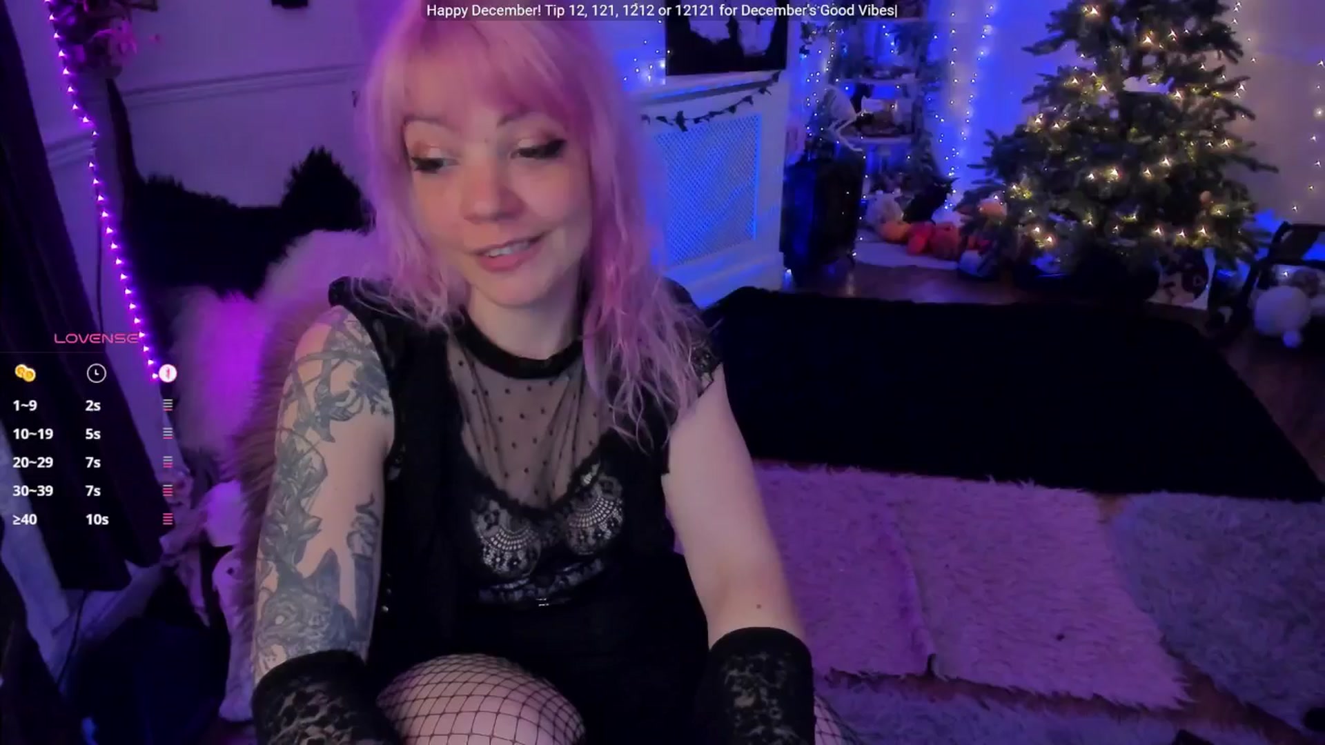 Gallery image thumbnail from LunaWolfie's myfreecams stream on, 12/09/2025, 20:45 image 7 of 20