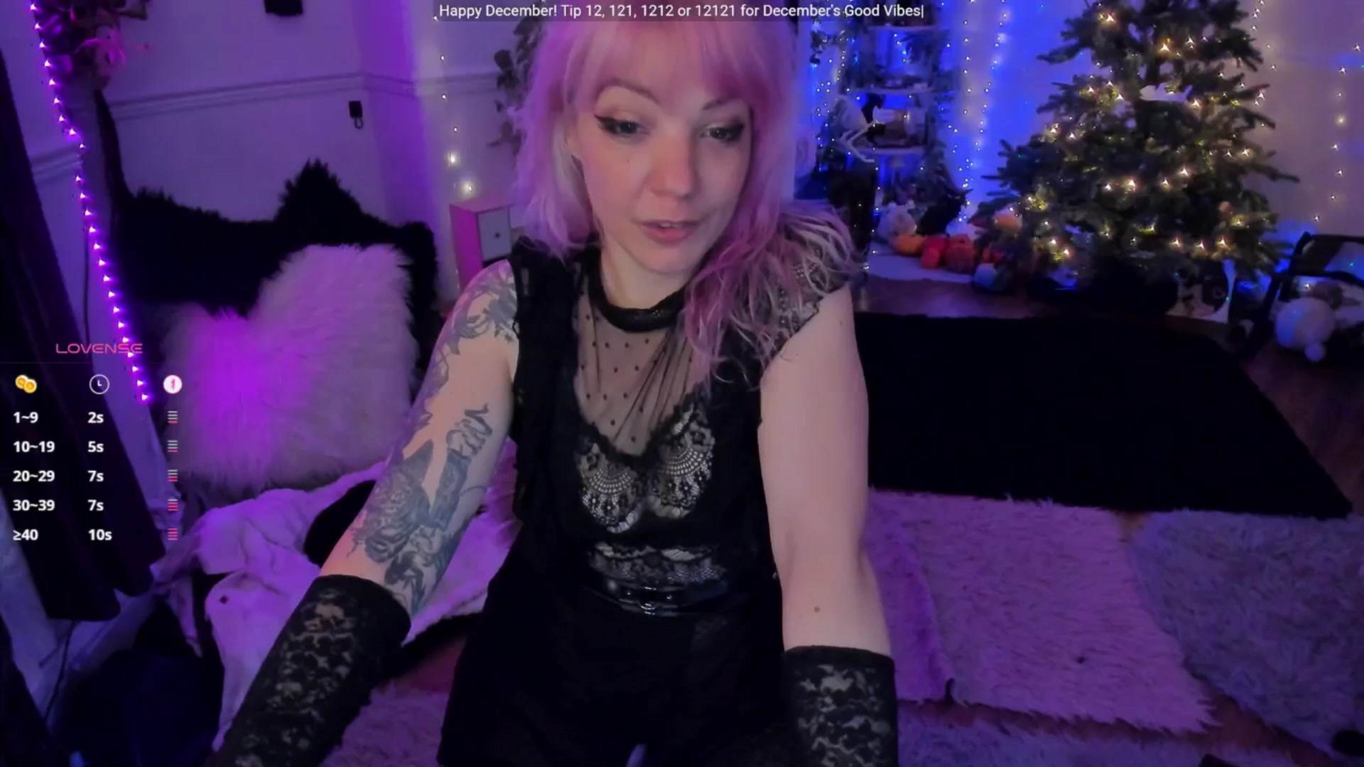 Gallery image thumbnail from LunaWolfie's myfreecams stream on, 12/09/2025, 20:45 image 6 of 20