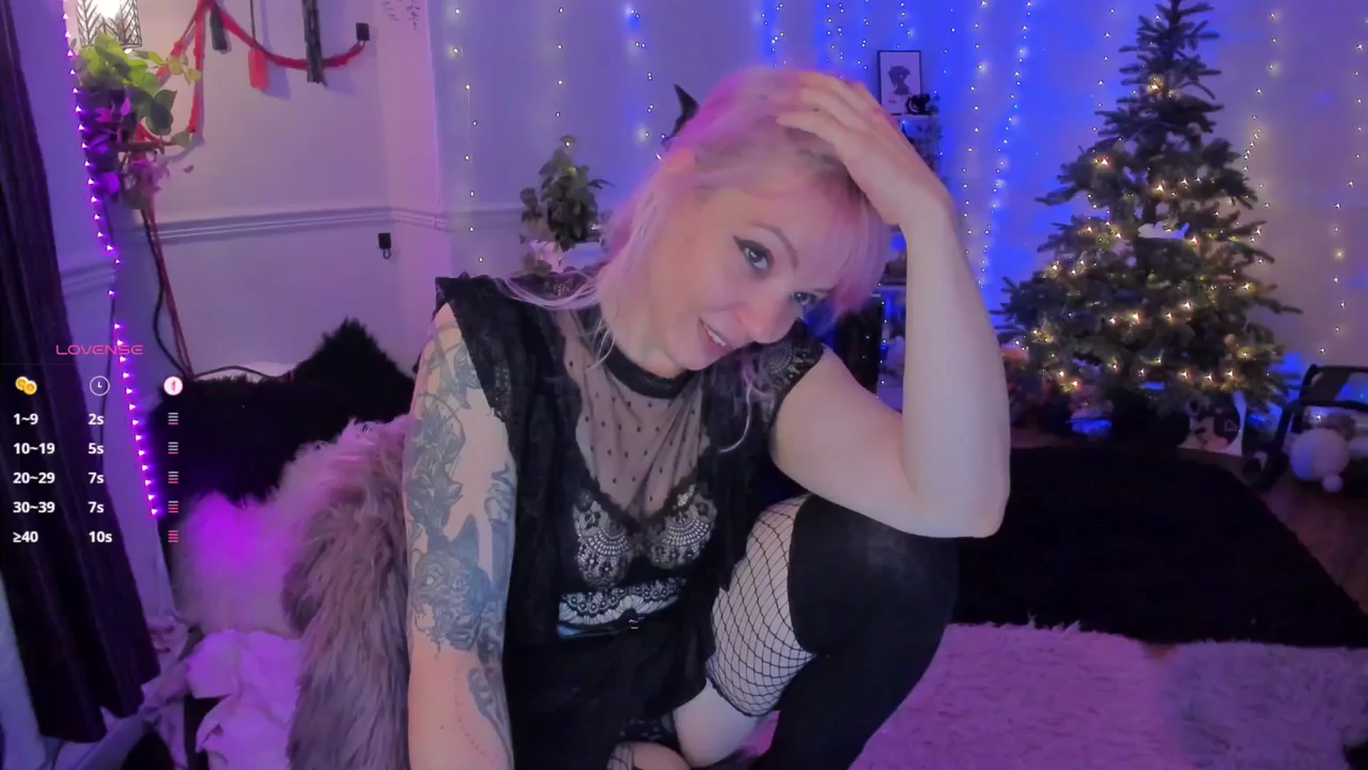 Gallery image thumbnail from LunaWolfie's myfreecams stream on, 12/10/2025, 01:55 image 1 of 20