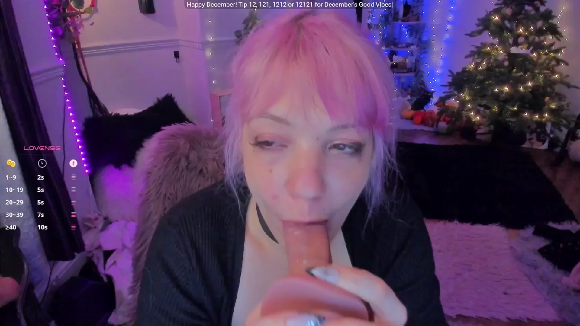 Gallery image thumbnail from LunaWolfie's myfreecams stream on, 12/12/2025, 01:05 image 13 of 20