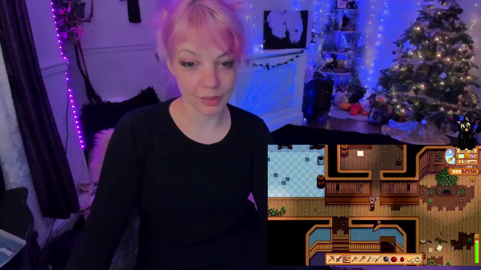 Gallery image thumbnail from LunaWolfie's myfreecams stream on, 12/12/2025, 19:48 image 16 of 20