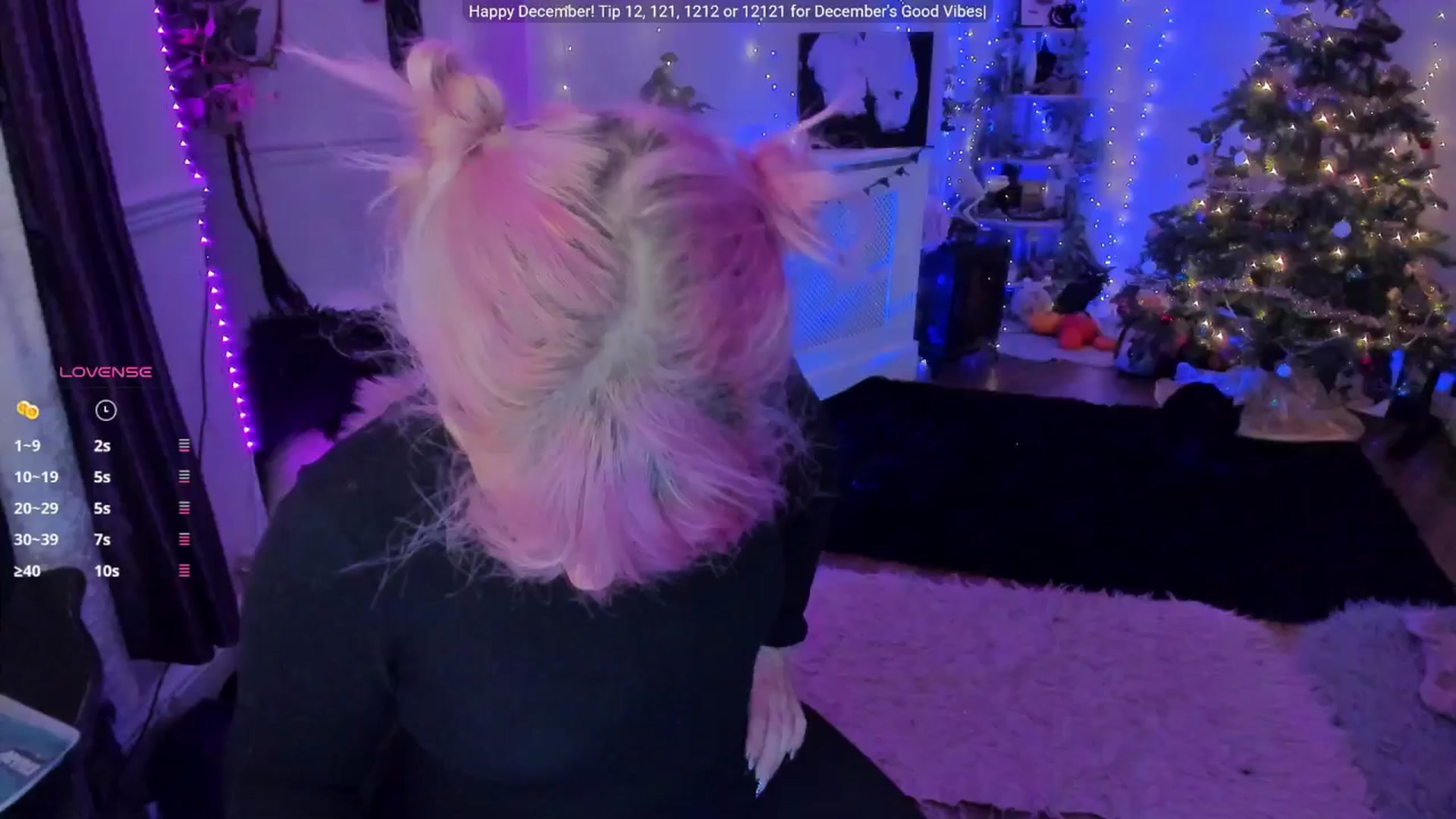 Gallery image thumbnail from LunaWolfie's myfreecams stream on, 12/12/2025, 19:48 image 20 of 20