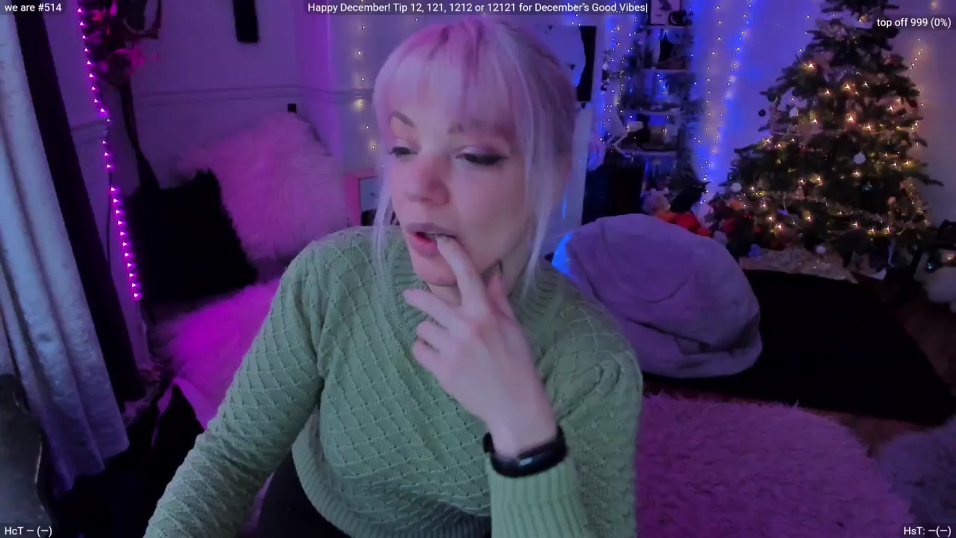 Gallery image thumbnail from LunaWolfie's myfreecams stream on, 12/18/2025, 18:26 image 2 of 20