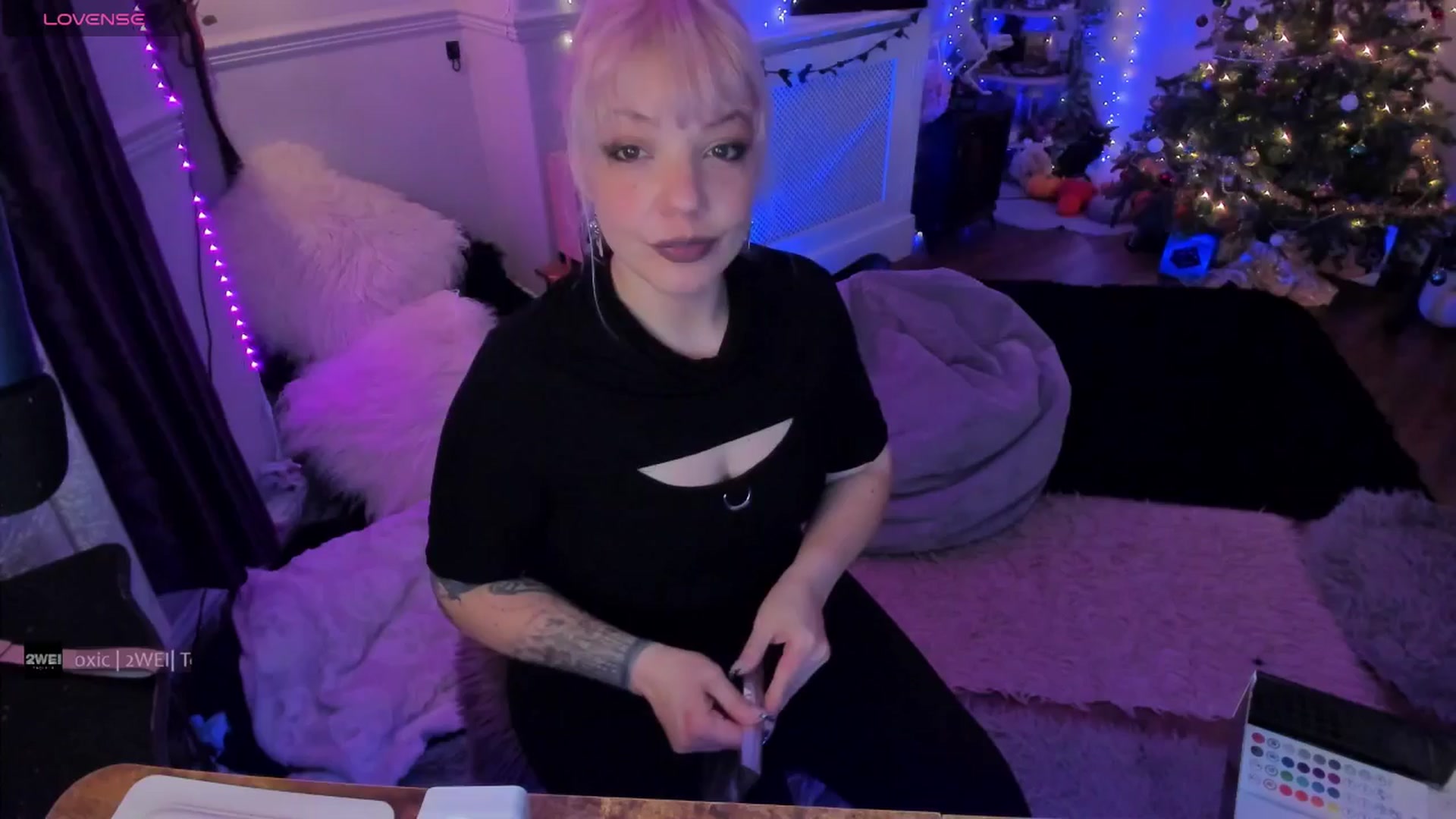 Gallery image thumbnail from LunaWolfie's myfreecams stream on, 01/02/2026, 21:06 image 10 of 20