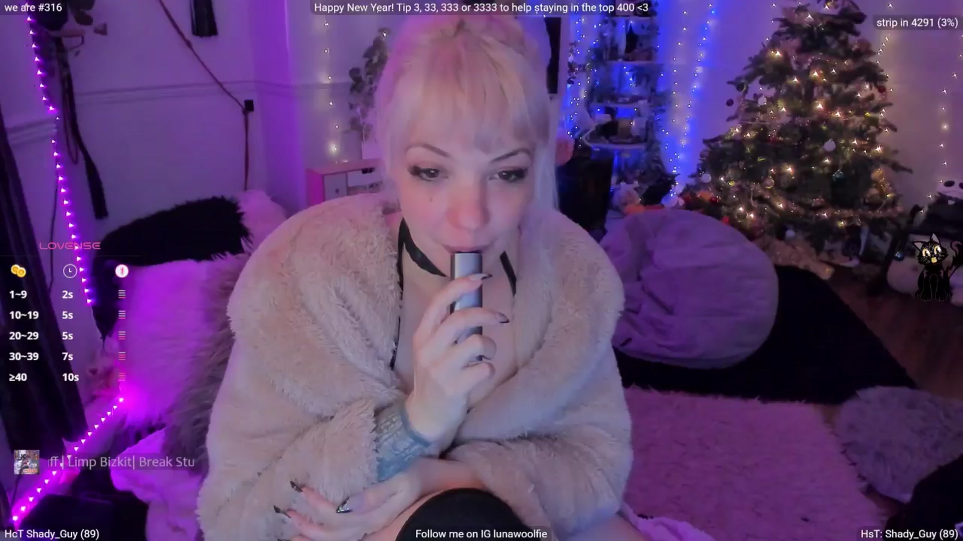 Gallery image thumbnail from LunaWolfie's myfreecams stream on, 01/06/2026, 24:02 image 11 of 20