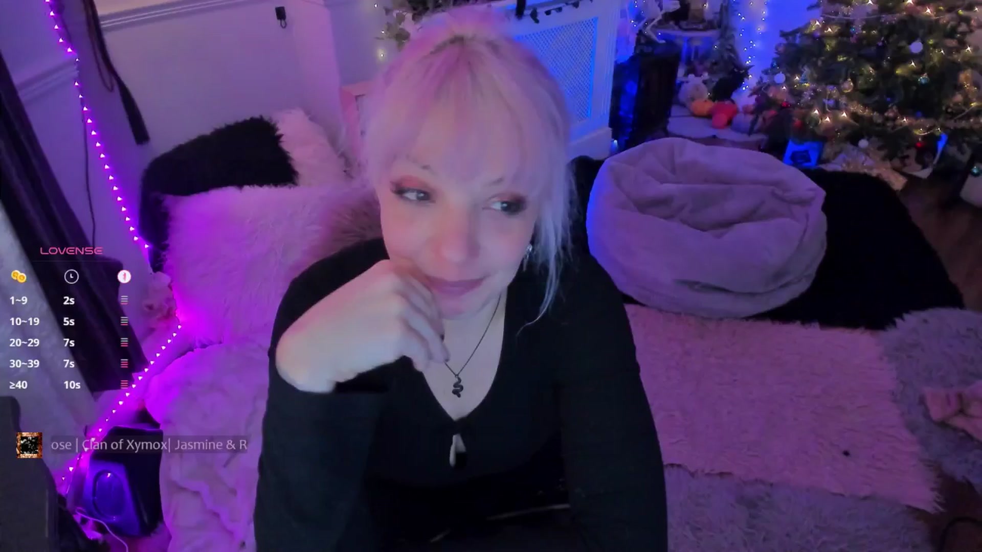 Gallery image thumbnail from LunaWolfie's myfreecams stream on, 01/09/2026, 18:36 image 4 of 20