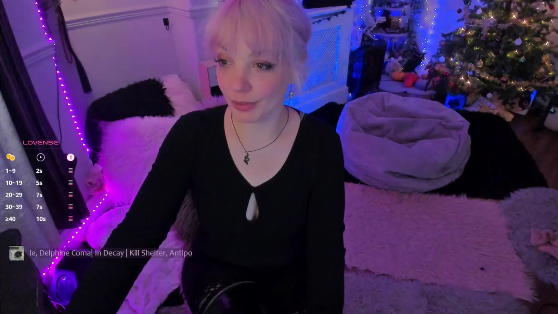 Gallery image thumbnail from LunaWolfie's myfreecams stream on, 01/09/2026, 18:36 image 12 of 20