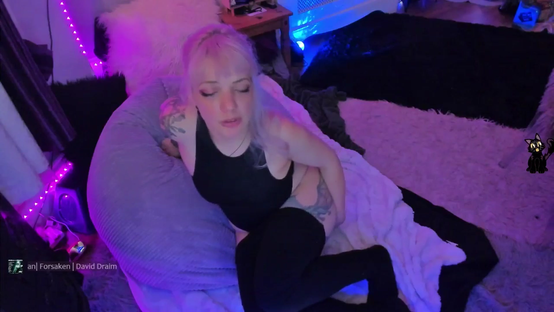 Gallery image thumbnail from LunaWolfie's myfreecams stream on, 01/10/2026, 20:44 image 11 of 20