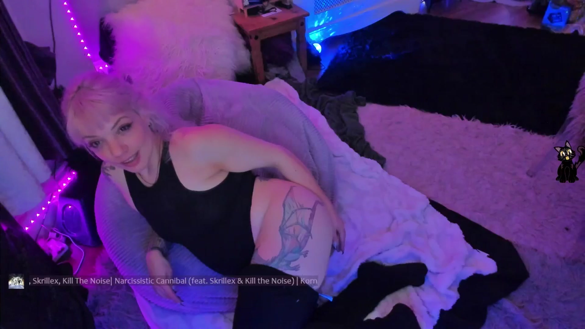 Gallery image thumbnail from LunaWolfie's myfreecams stream on, 01/10/2026, 20:44 image 14 of 20