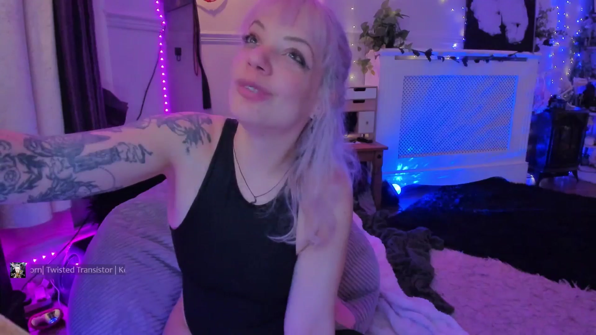 Gallery image thumbnail from LunaWolfie's myfreecams stream on, 01/10/2026, 20:44 image 8 of 20