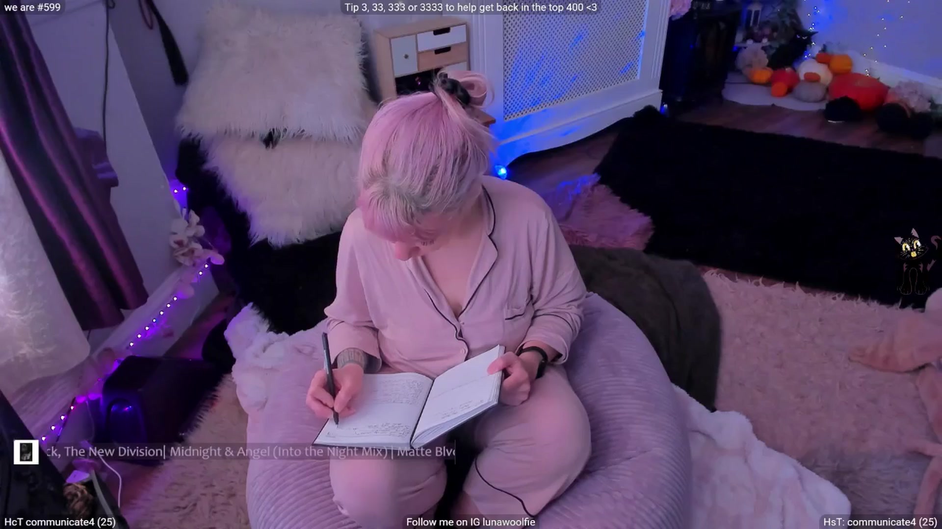 Gallery image thumbnail from LunaWolfie's myfreecams stream on, 01/16/2026, 13:49 image 17 of 20