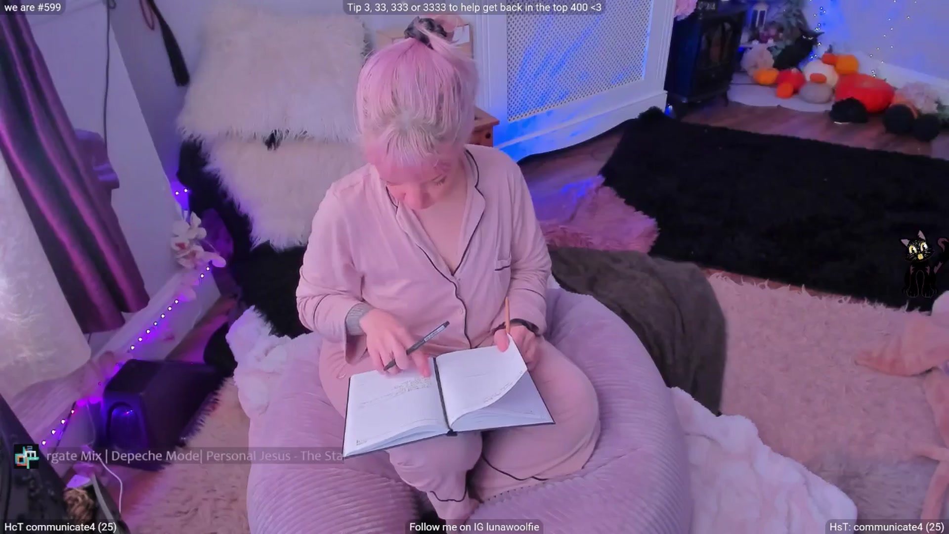Gallery image thumbnail from LunaWolfie's myfreecams stream on, 01/16/2026, 13:49 image 13 of 20