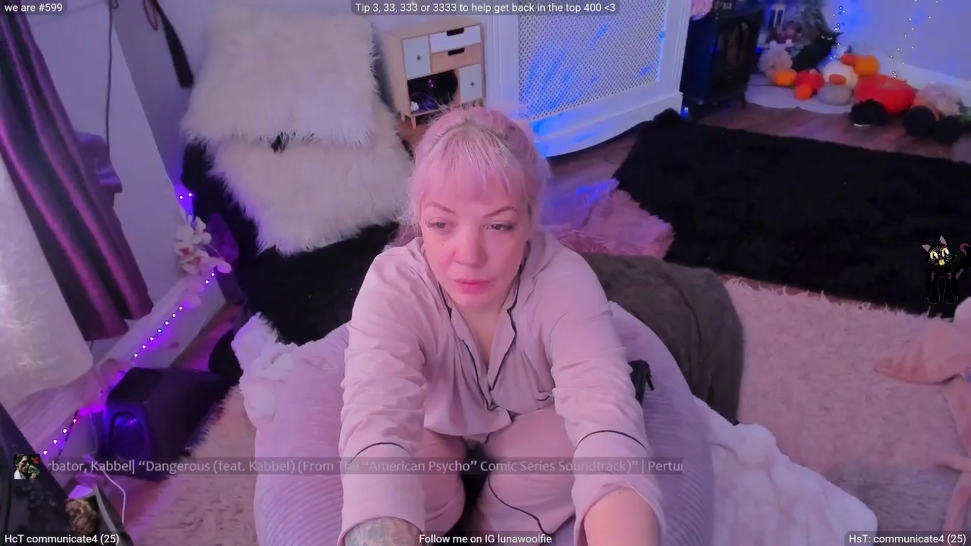 Gallery image thumbnail from LunaWolfie's myfreecams stream on, 01/16/2026, 13:49 image 15 of 20