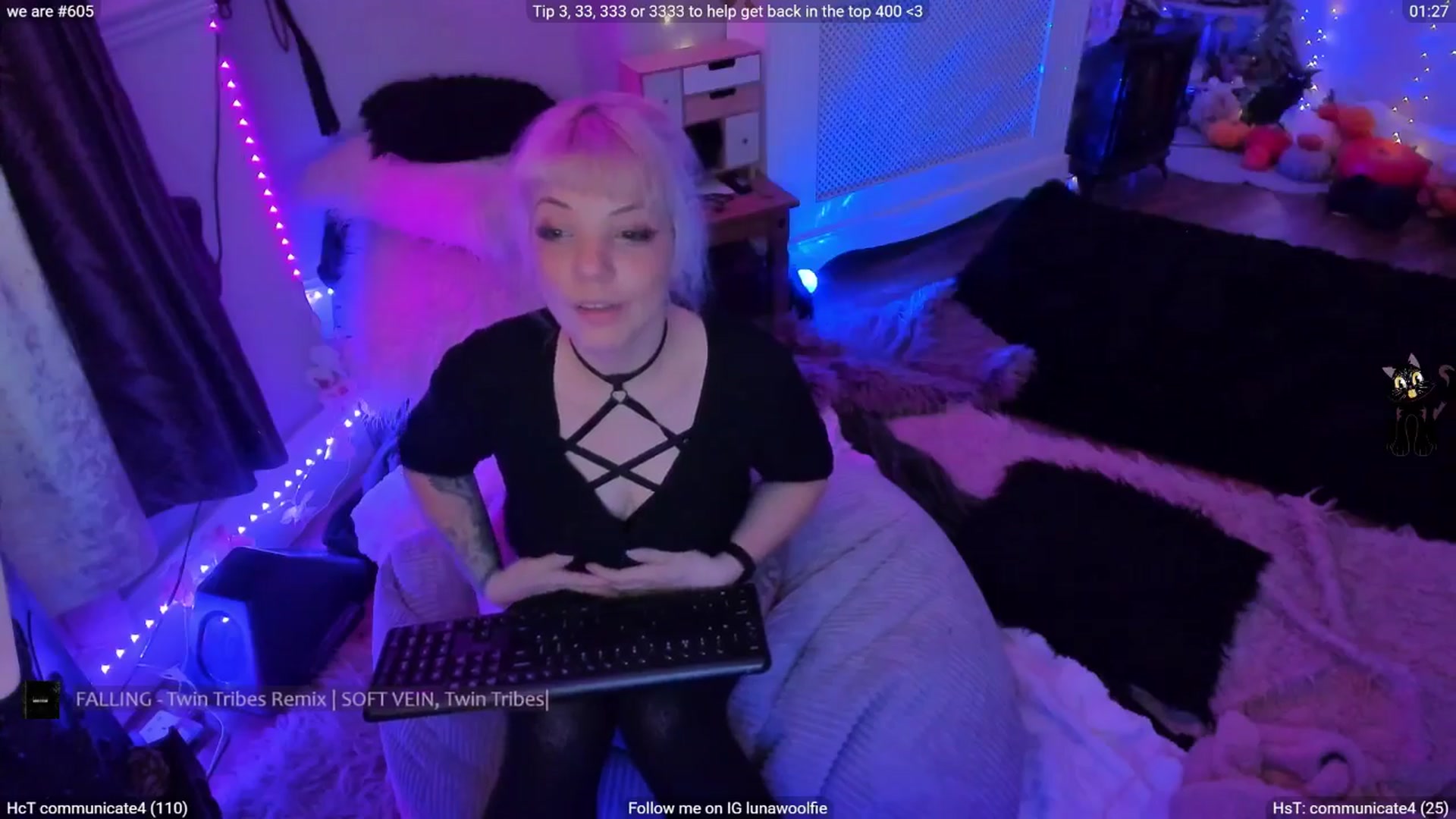 Gallery image thumbnail from LunaWolfie's myfreecams stream on, 01/16/2026, 19:55 image 19 of 20