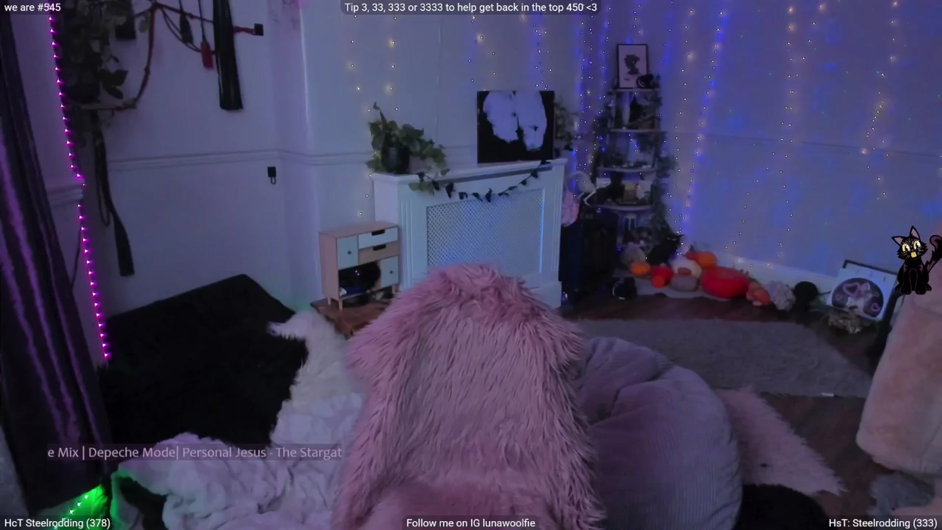 Gallery image thumbnail from LunaWolfie's myfreecams stream on, 01/29/2026, 15:10 image 7 of 20