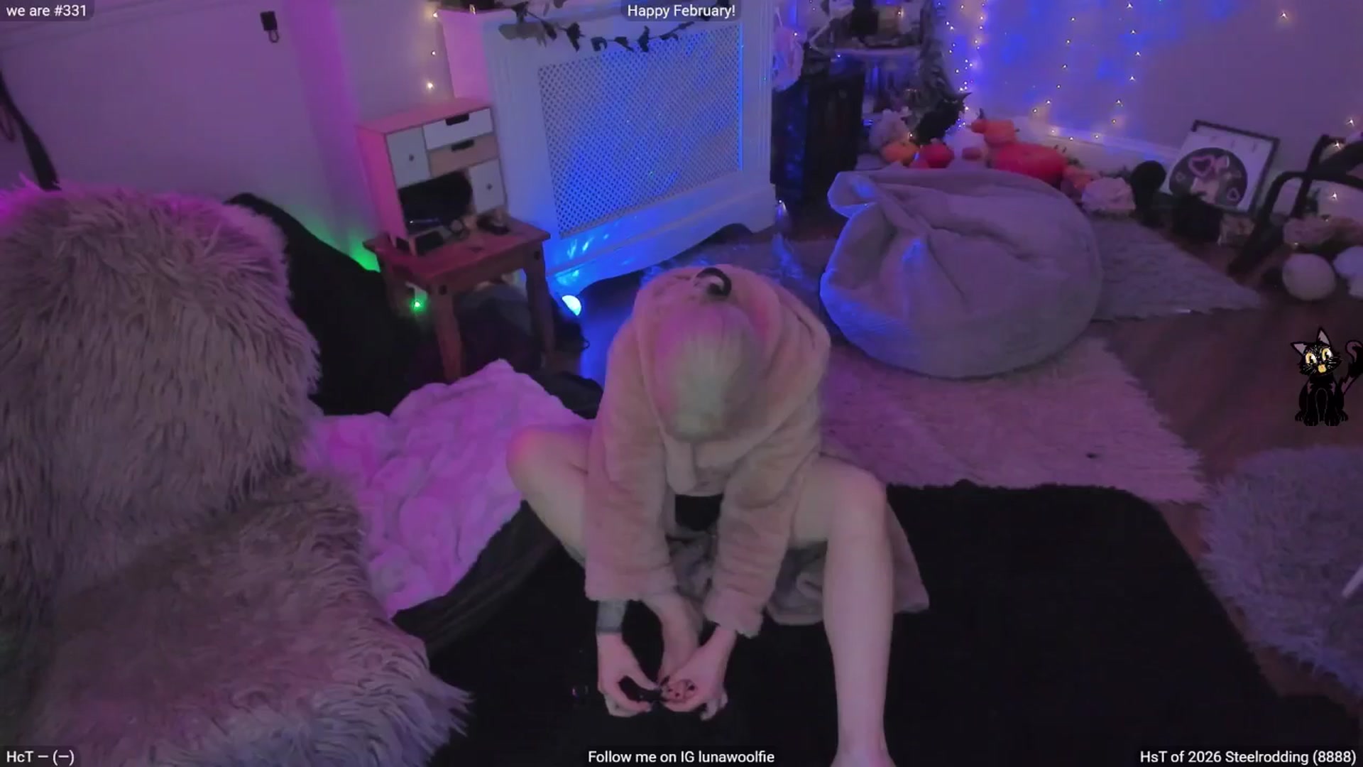 Gallery image thumbnail from LunaWolfie's myfreecams stream on, 02/07/2026, 20:06 image 2 of 20