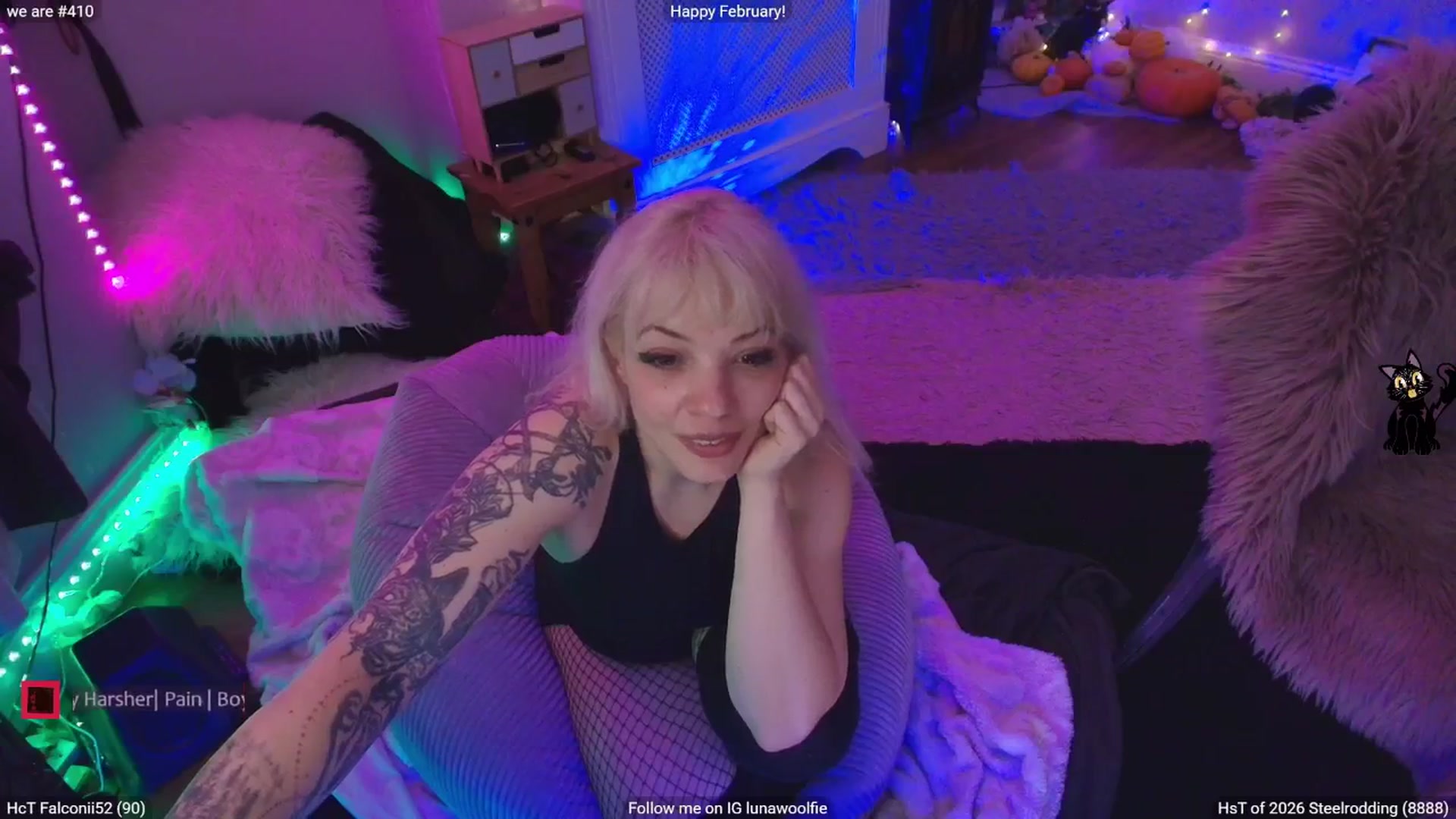 Gallery image thumbnail from LunaWolfie's myfreecams stream on, 02/09/2026, 19:37 image 11 of 20