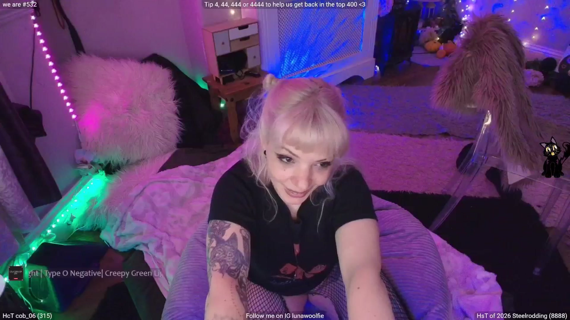 Gallery image thumbnail from LunaWolfie's myfreecams stream on, 02/12/2026, 19:31 image 3 of 20