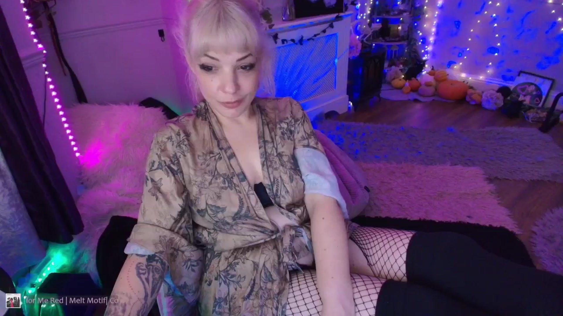 Gallery image thumbnail from LunaWolfie's myfreecams stream on, 02/13/2026, 21:09 image 19 of 20