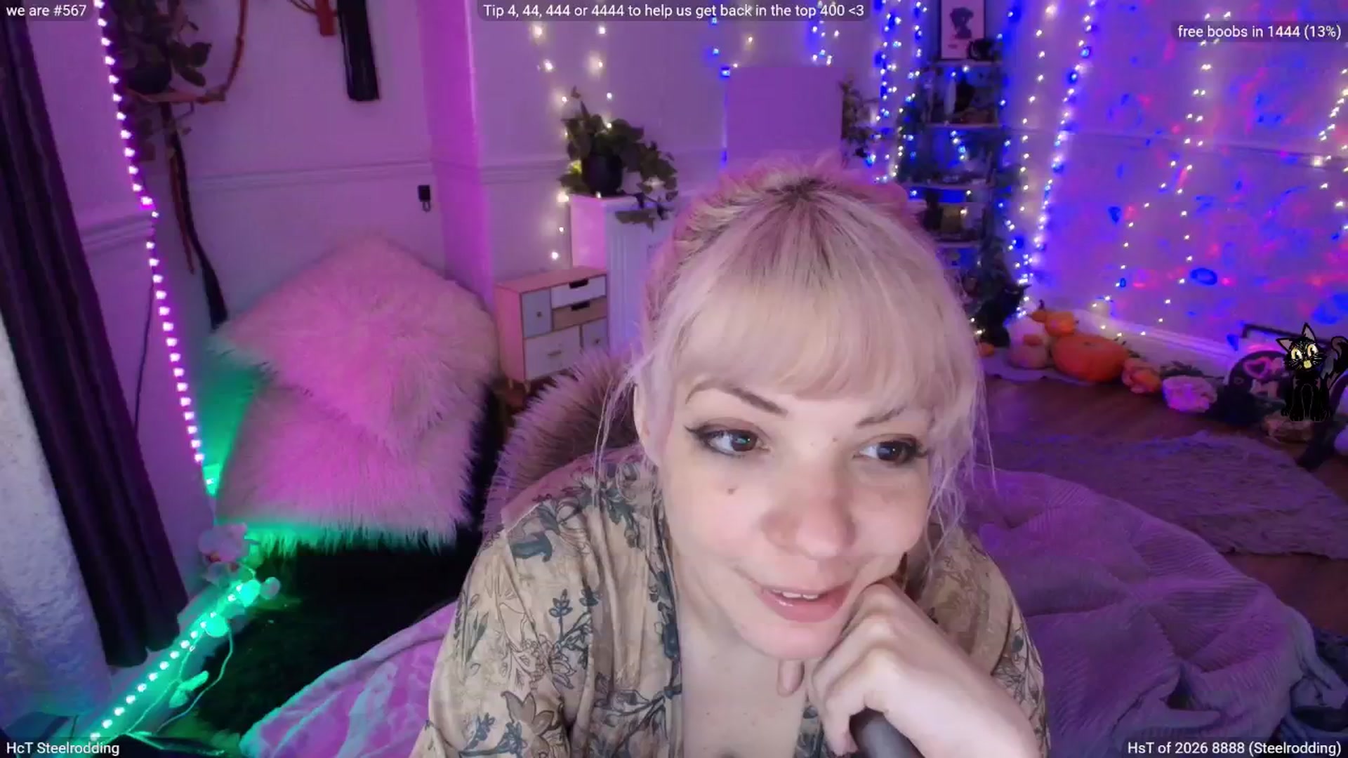 Gallery image thumbnail from LunaWolfie's myfreecams stream on, 02/21/2026, 19:33 image 19 of 20