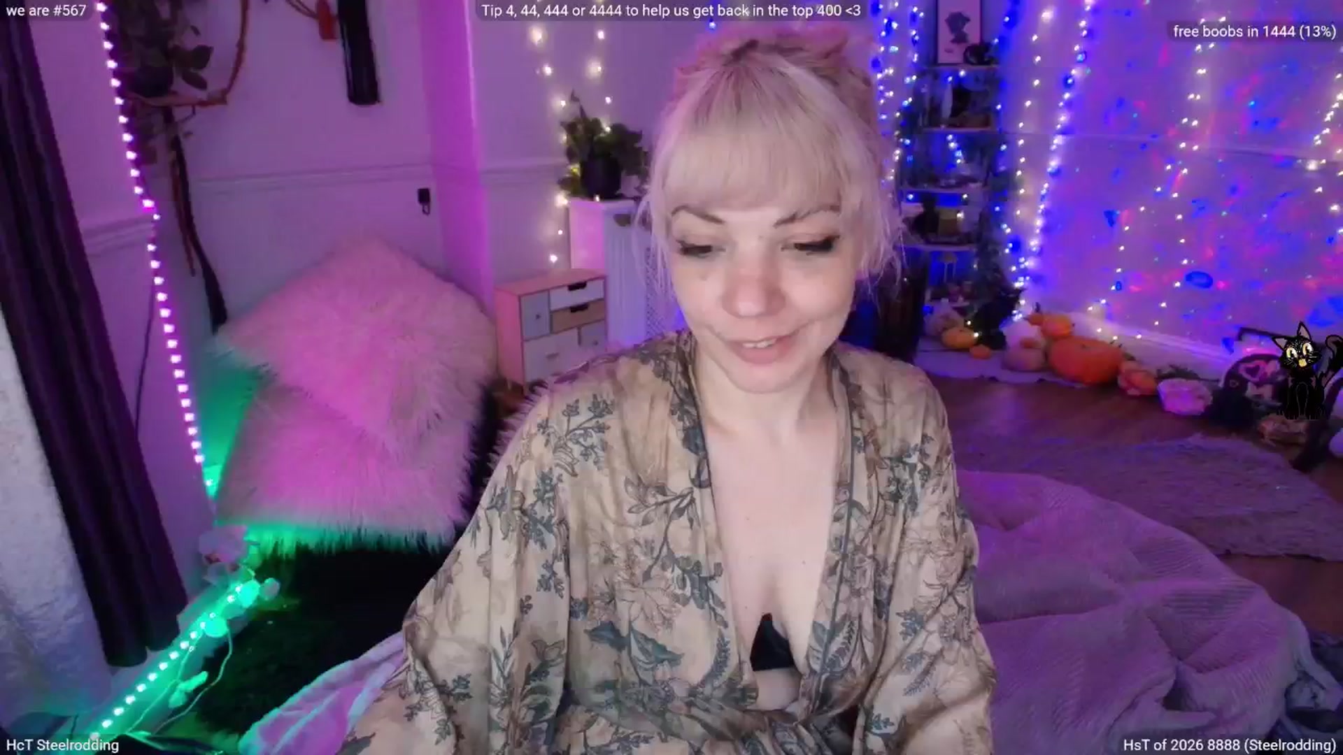 Gallery image thumbnail from LunaWolfie's myfreecams stream on, 02/21/2026, 19:33 image 14 of 20
