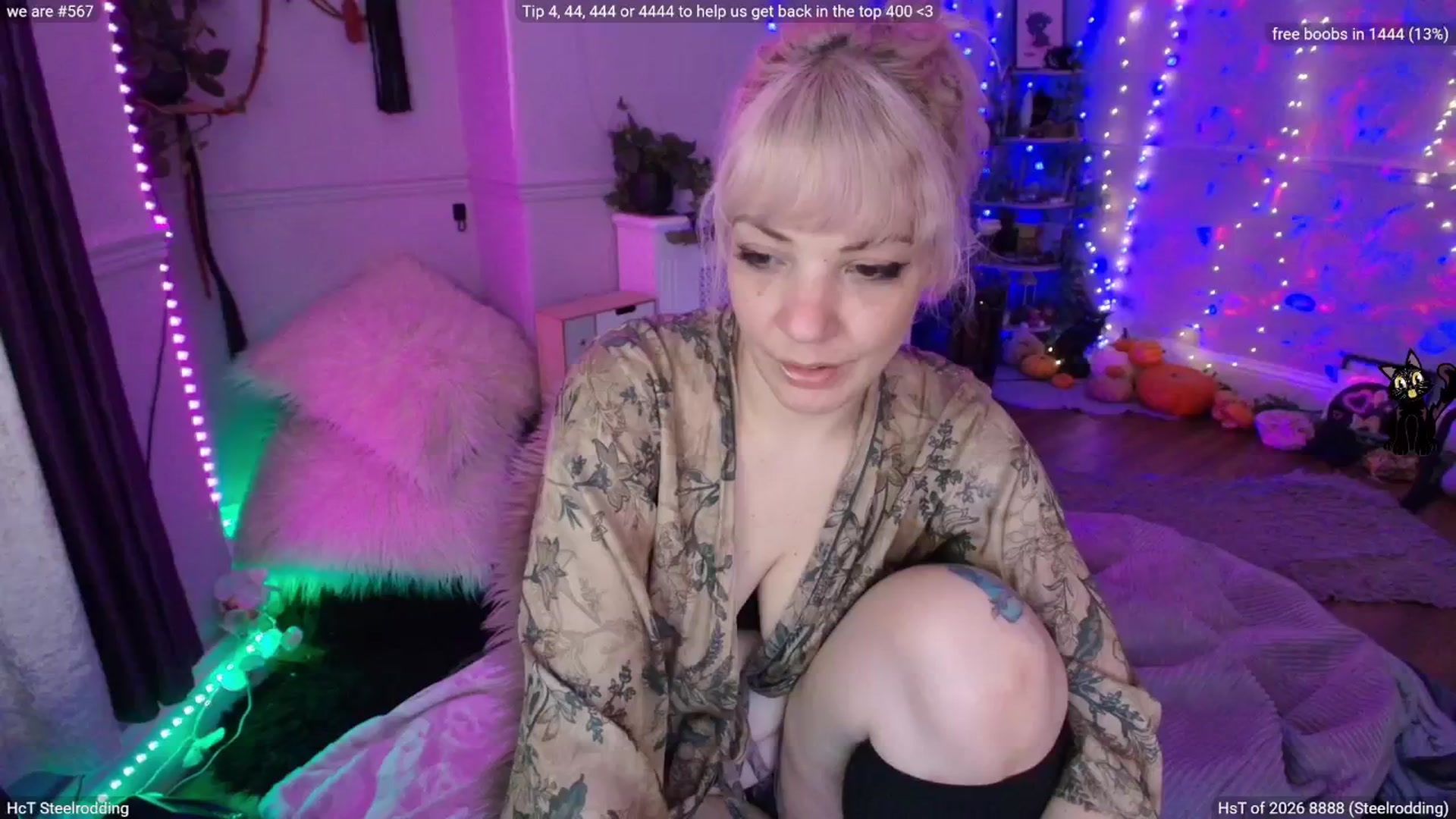 Gallery image thumbnail from LunaWolfie's myfreecams stream on, 02/21/2026, 19:33 image 12 of 20