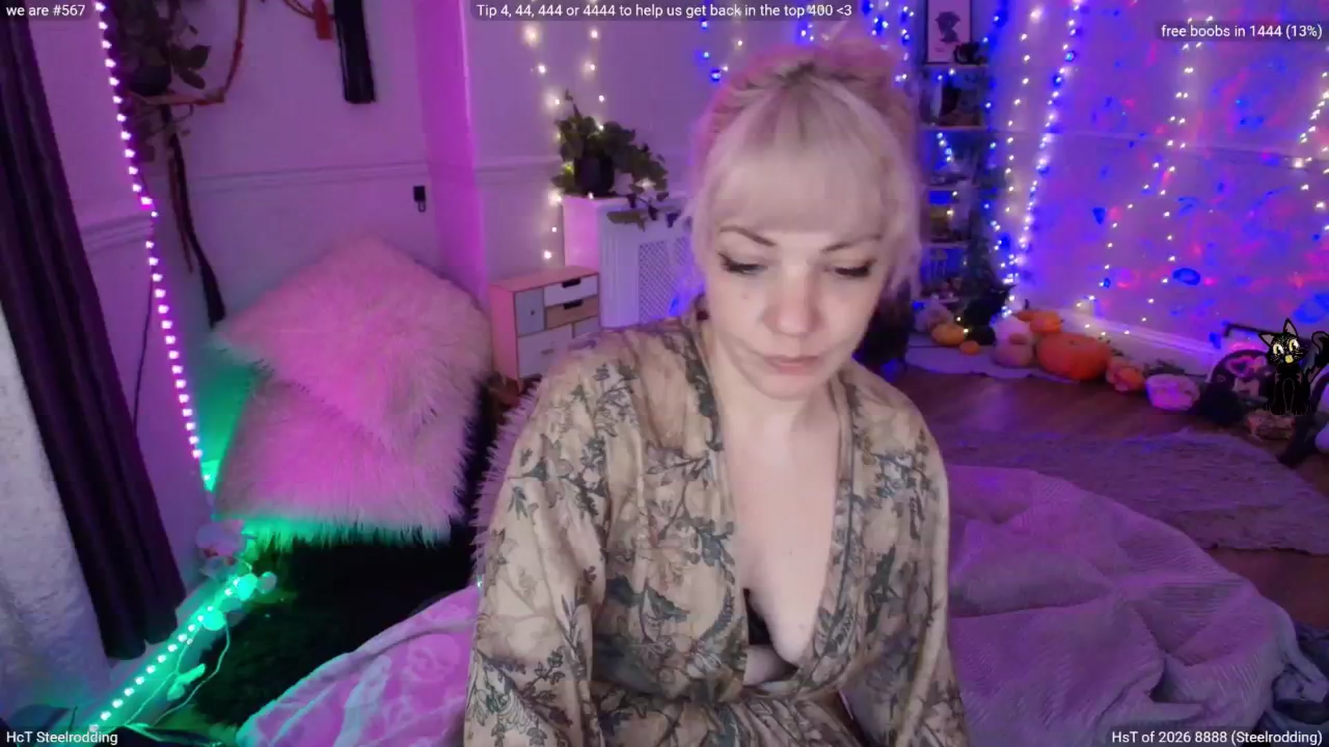 Gallery image thumbnail from LunaWolfie's myfreecams stream on, 02/21/2026, 19:33 image 15 of 20