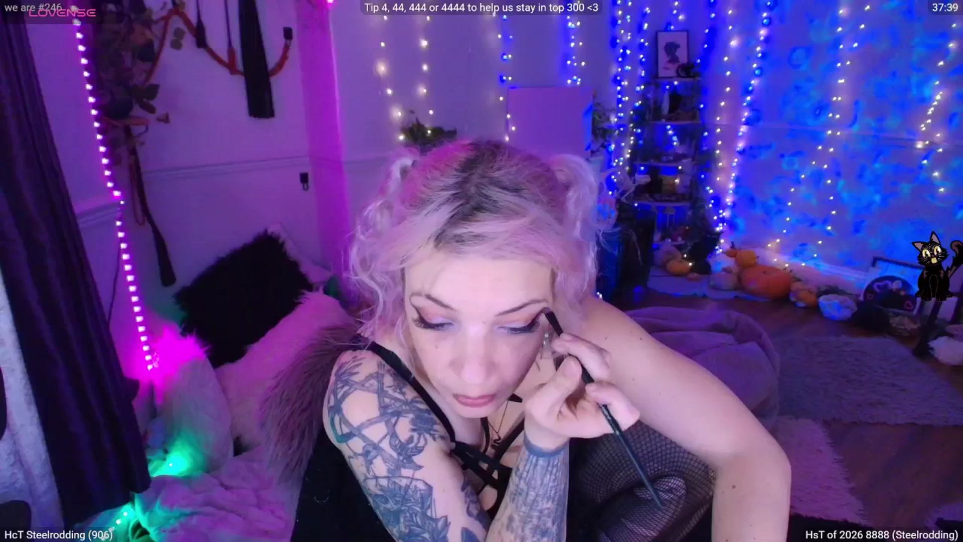 Gallery image thumbnail from LunaWolfie's myfreecams stream on, 03/07/2026, 20:09 image 16 of 20