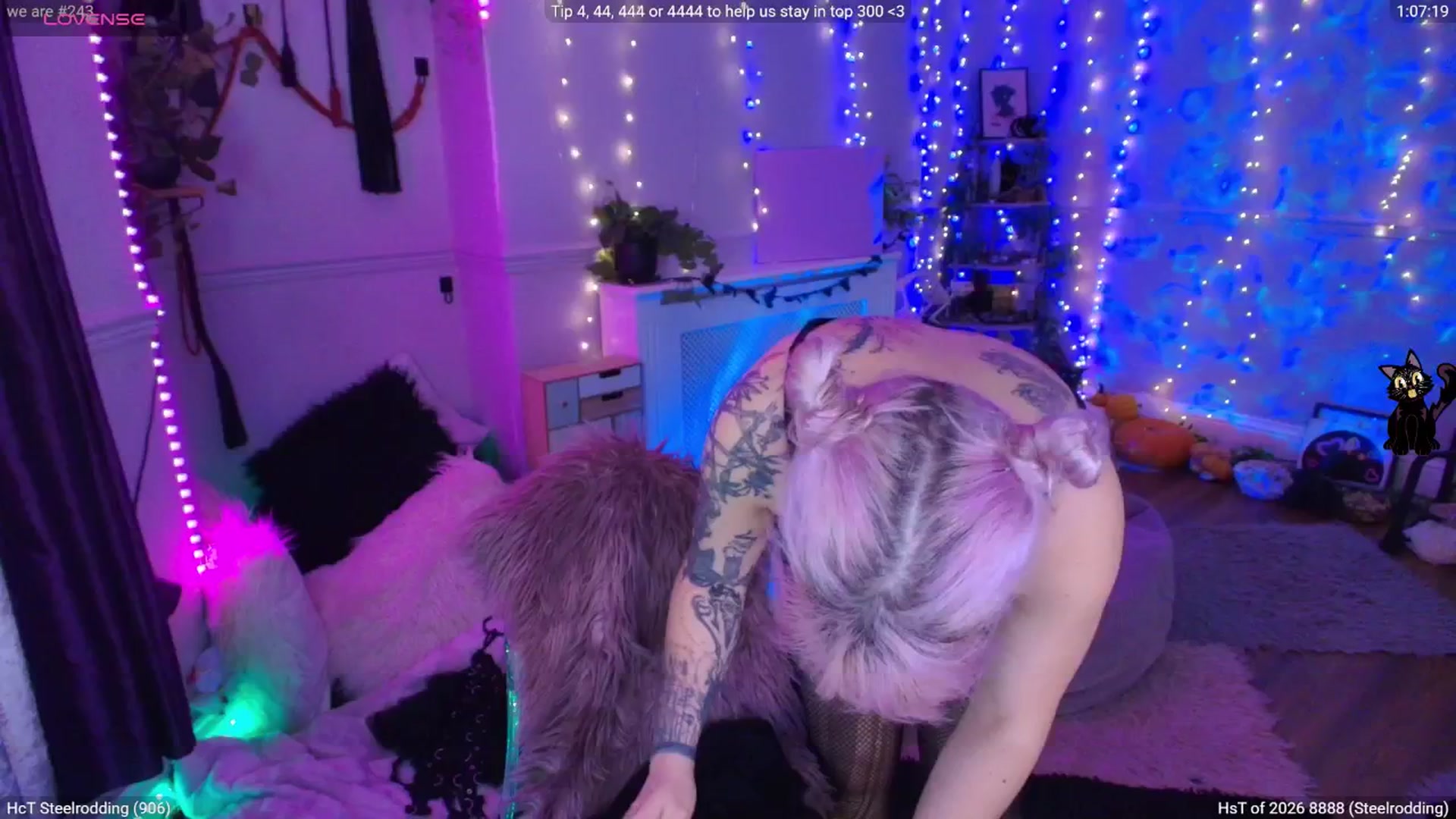 Gallery image thumbnail from LunaWolfie's myfreecams stream on, 03/07/2026, 20:09 image 12 of 20