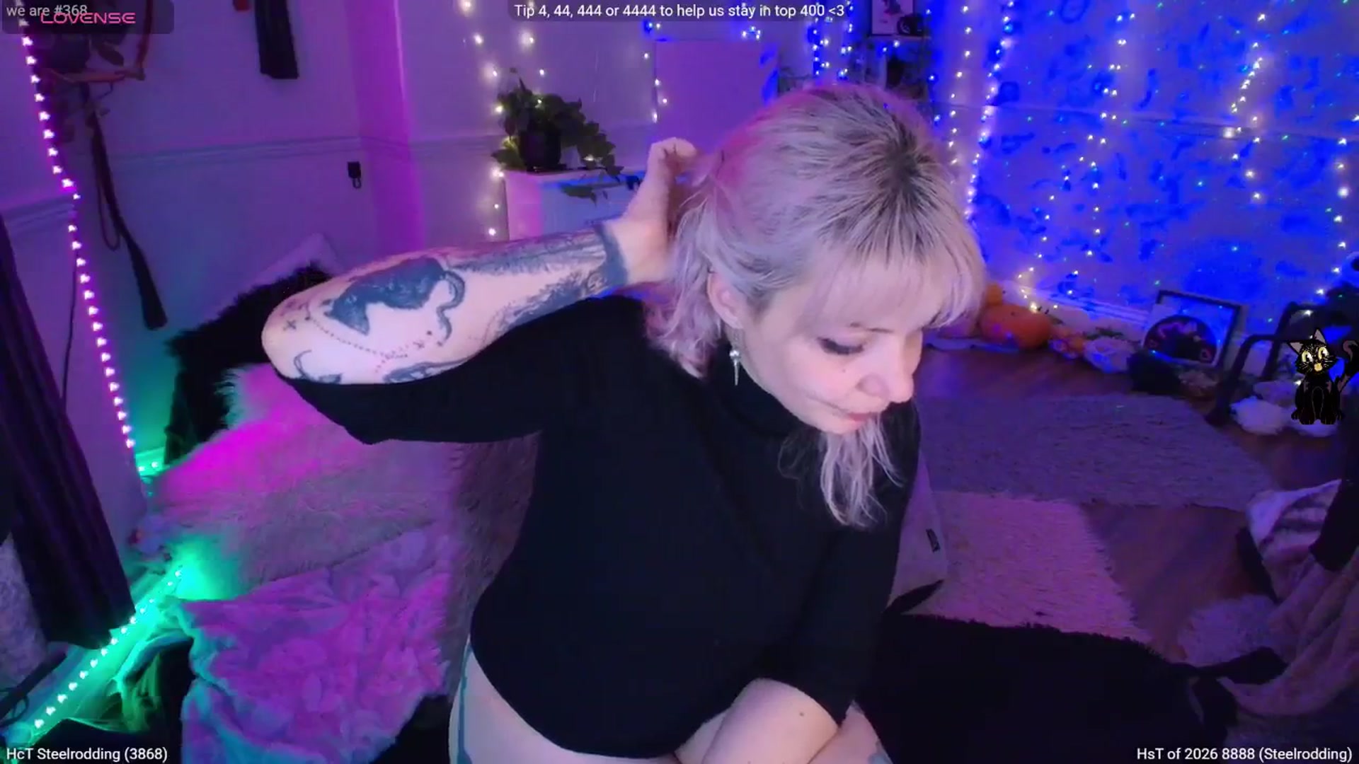 Gallery image thumbnail from LunaWolfie's myfreecams stream on, 03/14/2026, 20:11 image 4 of 20