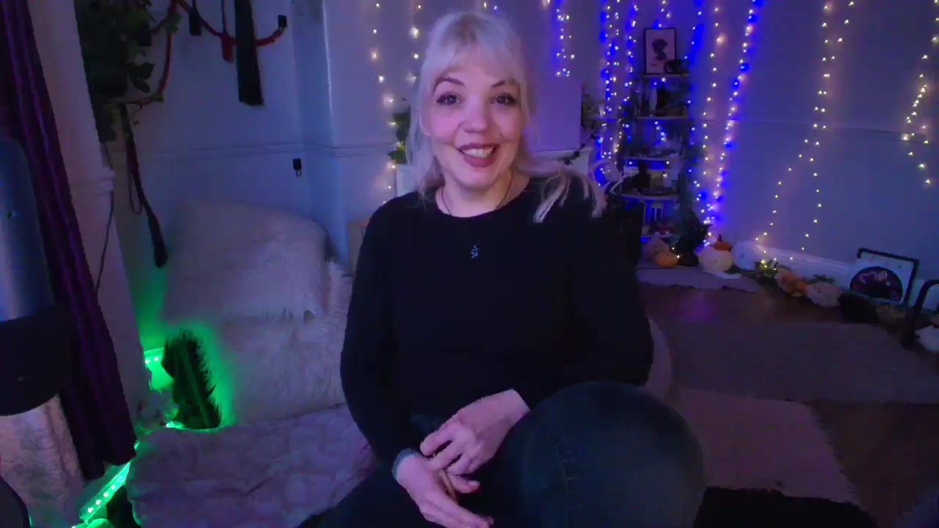 Gallery image thumbnail from LunaWolfie's myfreecams stream on, 03/17/2026, 19:30 image 4 of 20