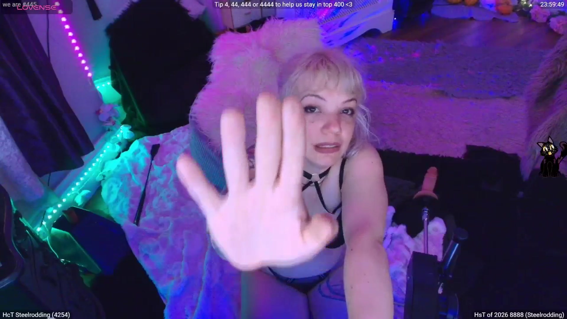 Gallery image thumbnail from LunaWolfie's myfreecams stream on, 03/21/2026, 21:00 image 18 of 20