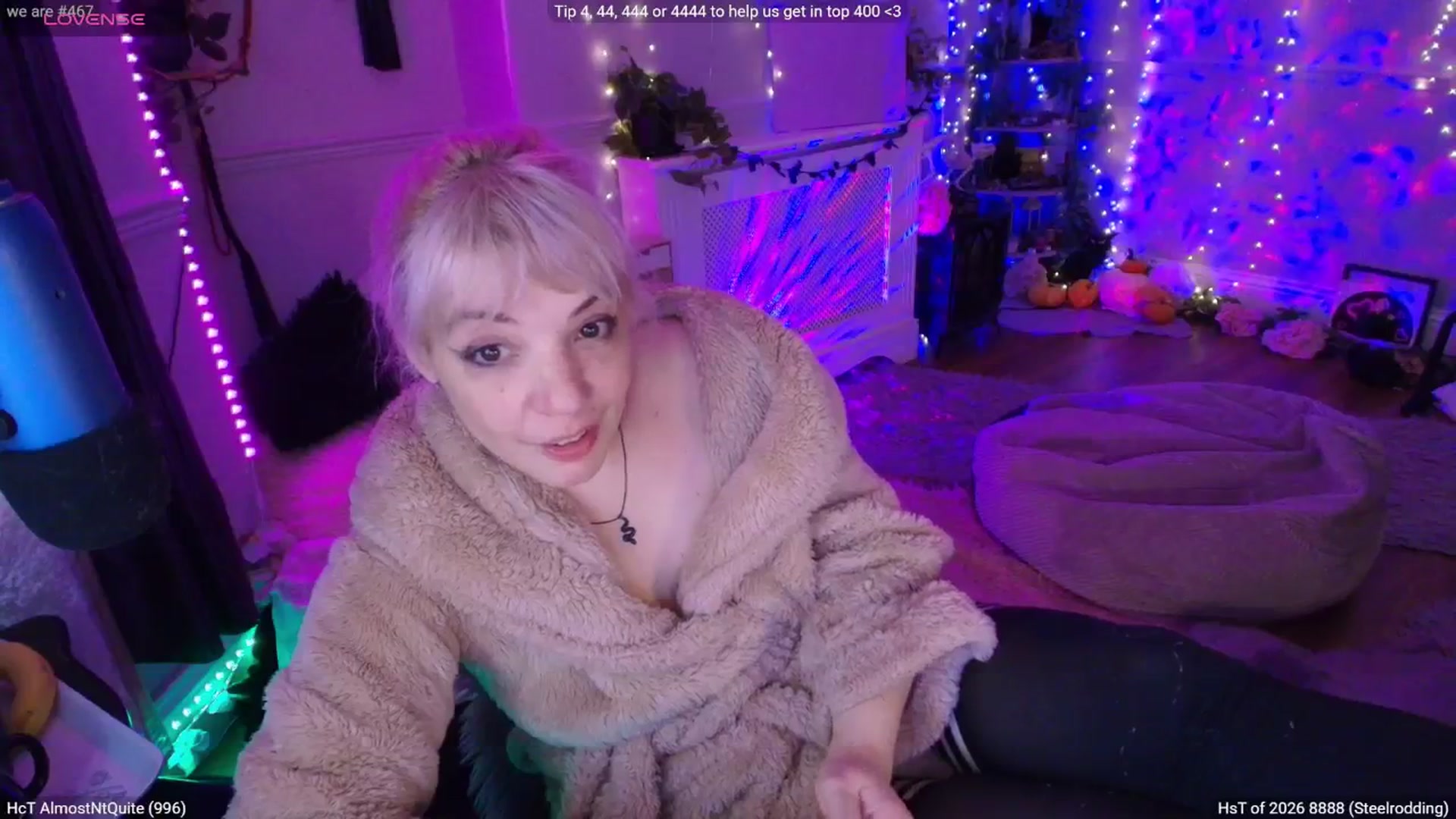 Gallery image thumbnail from LunaWolfie's myfreecams stream on, 03/30/2026, 22:34 image 20 of 20