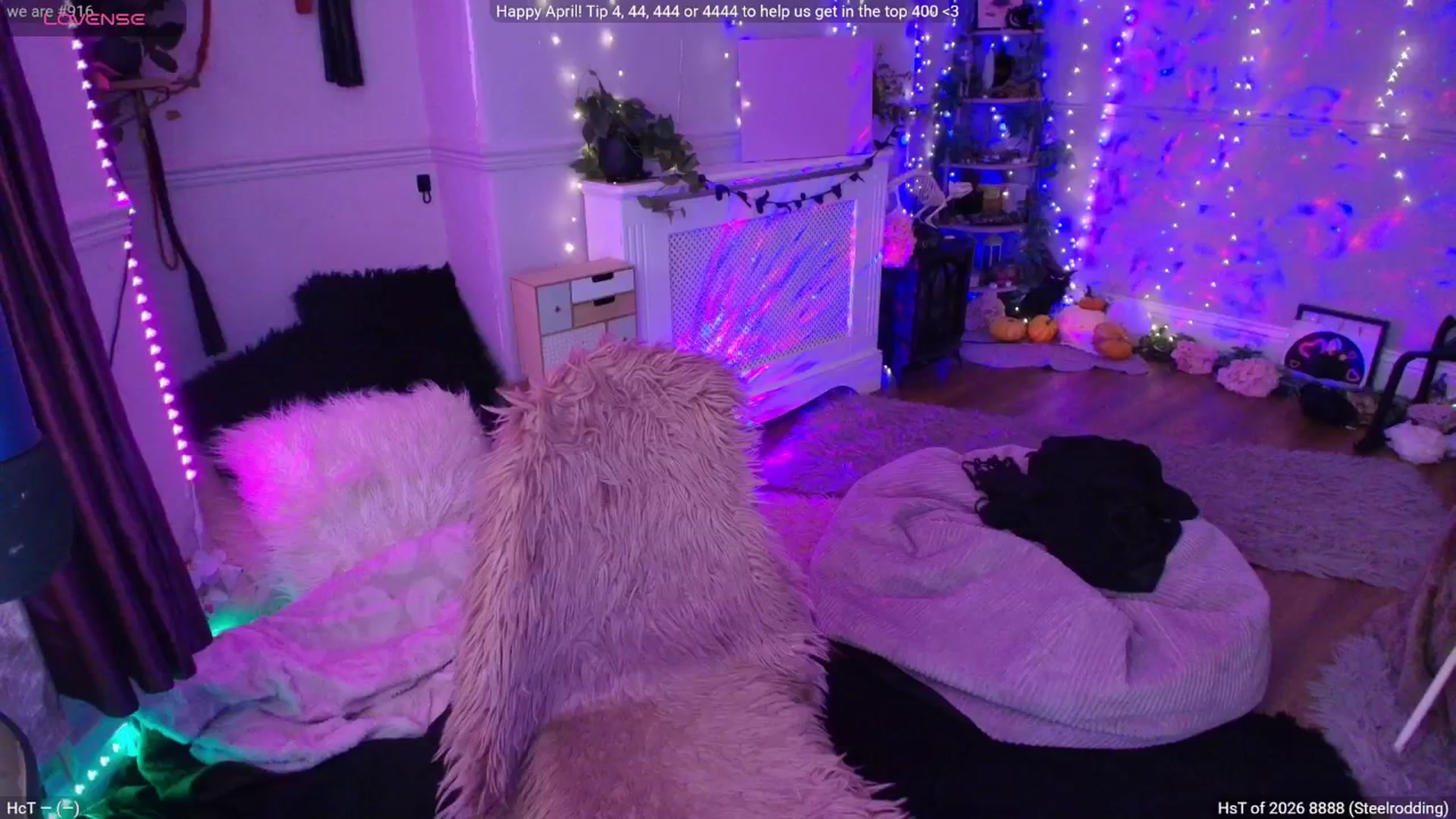 Gallery image thumbnail from LunaWolfie's myfreecams stream on, 04/04/2026, 17:02 image 2 of 20