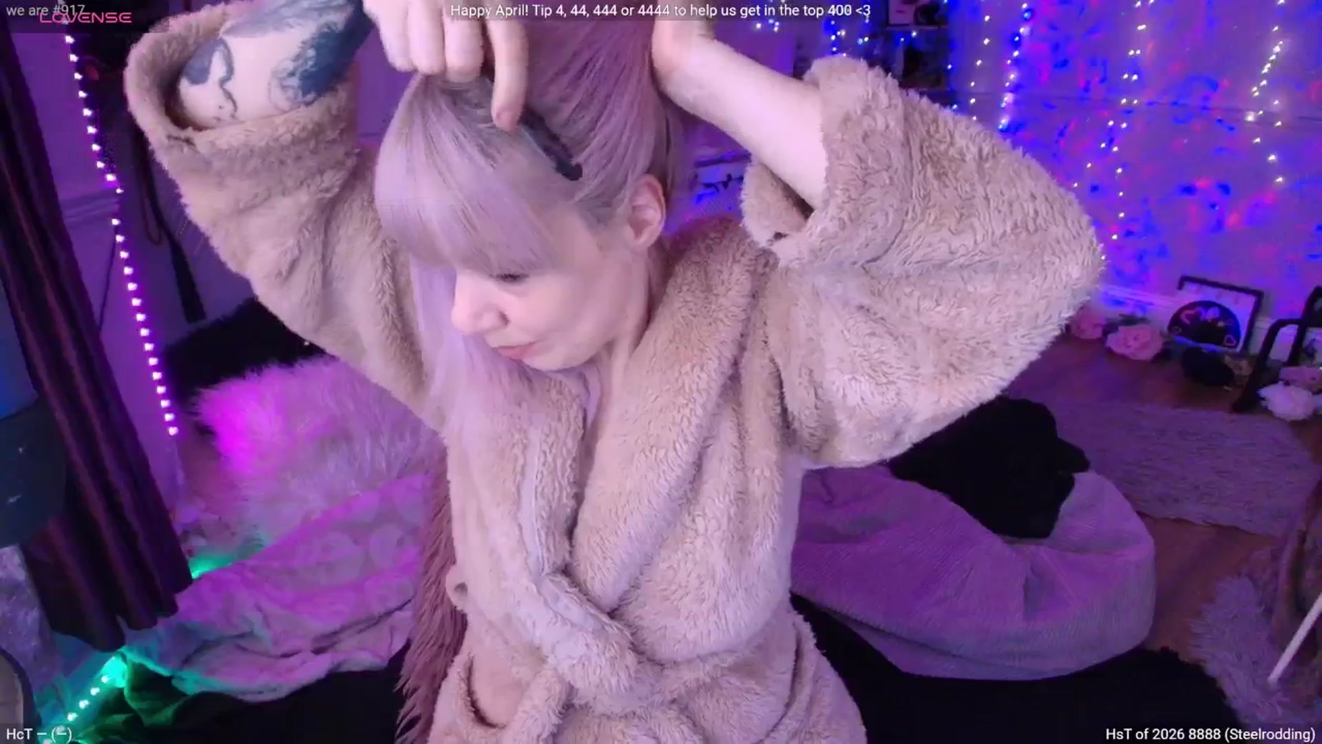 Gallery image thumbnail from LunaWolfie's myfreecams stream on, 04/04/2026, 17:02 image 5 of 20